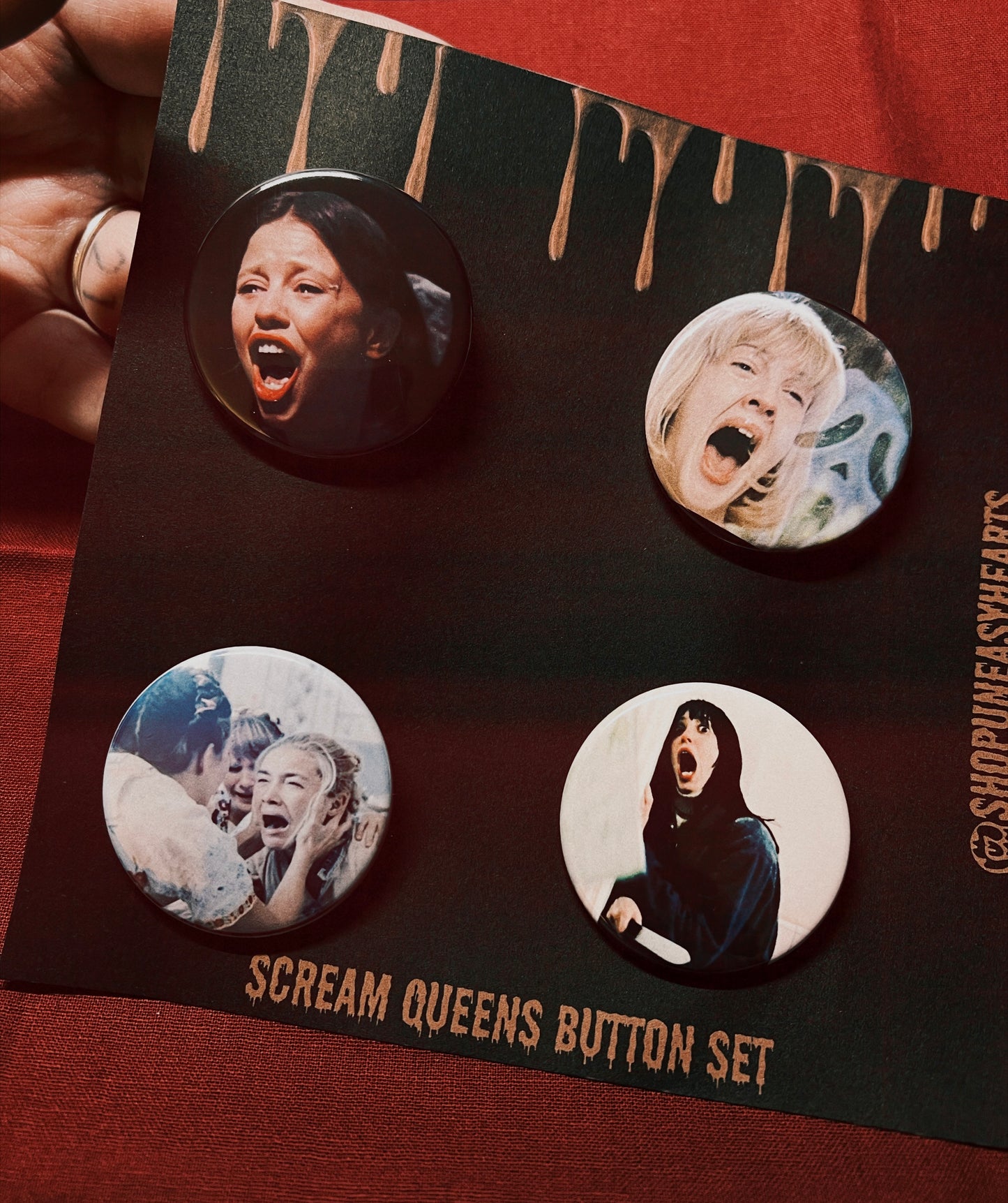 🔪Scream Queen Button Set